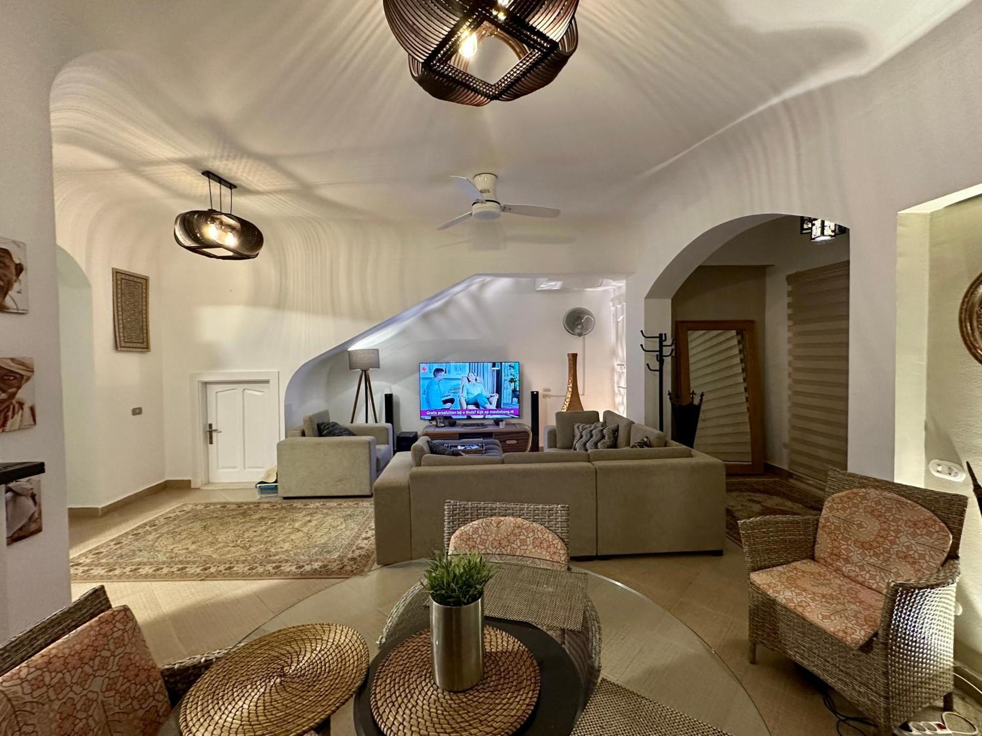 Ground Floor Apartment In Villa With Private Pool And Private Garden Хургада Екстер'єр фото